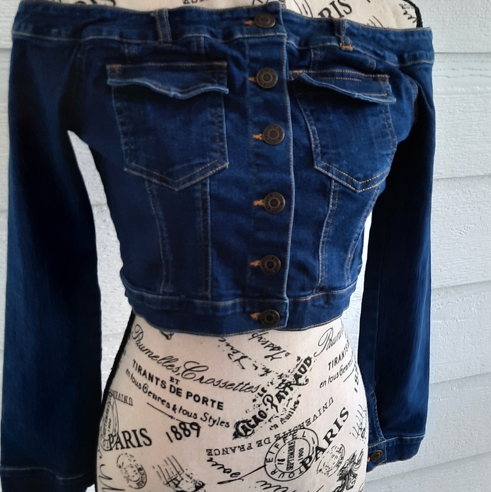 Mebon cold shoulder Jean crop top